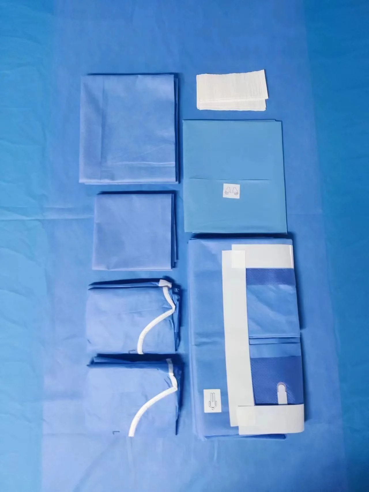 FTP-002 Laparoscopy Pack components in a real product layout